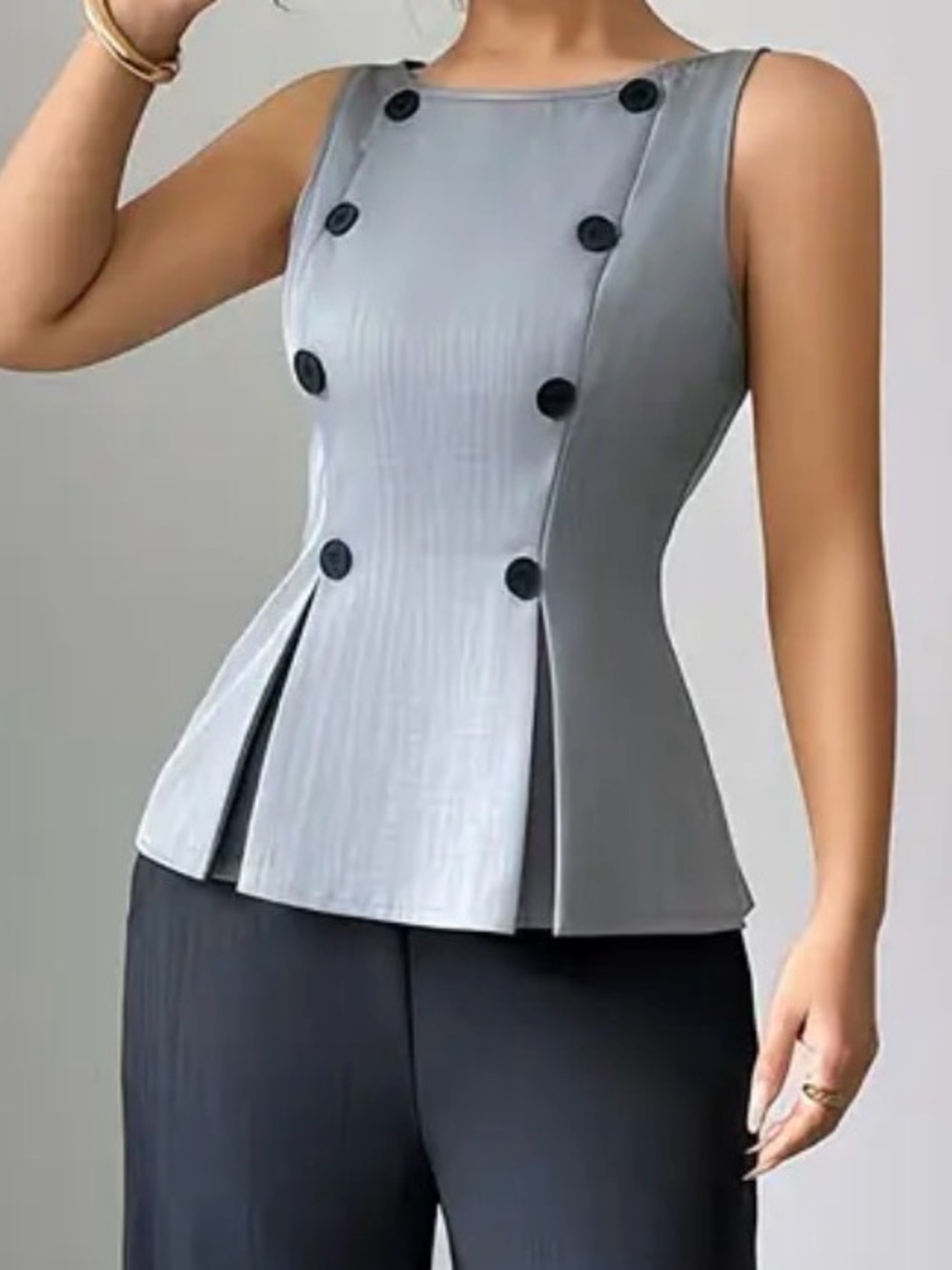 Sleeveless Double-Breasted Pleated Top - Gray
